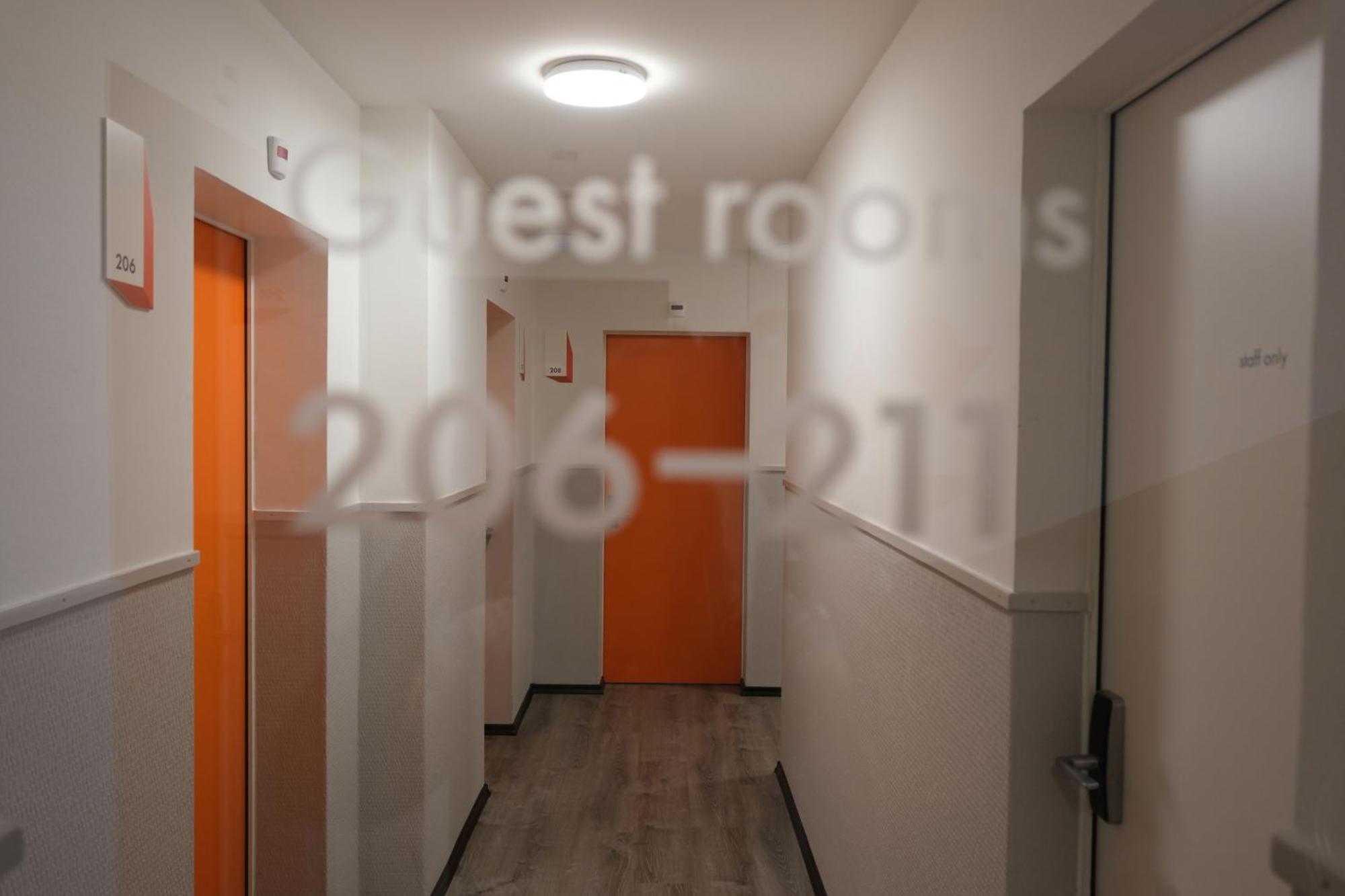 Easyhotel Zuerich Main Station Buitenkant foto