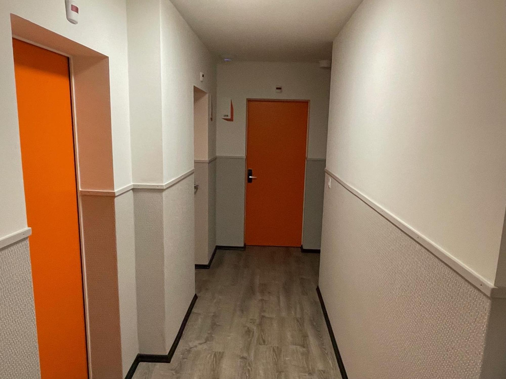 Easyhotel Zuerich Main Station Buitenkant foto